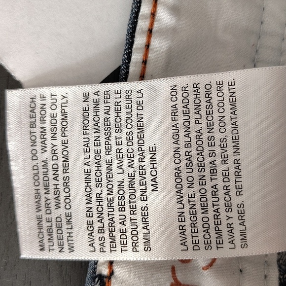 Dockers Bermuda Shorts Size 8 Stretch Side Pockets - Picture 9 of 9